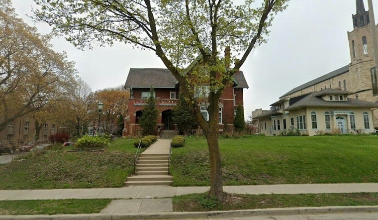 Milwaukee Brothers Bring Mind-Reading, Burlesque Back to Brumder Mansion