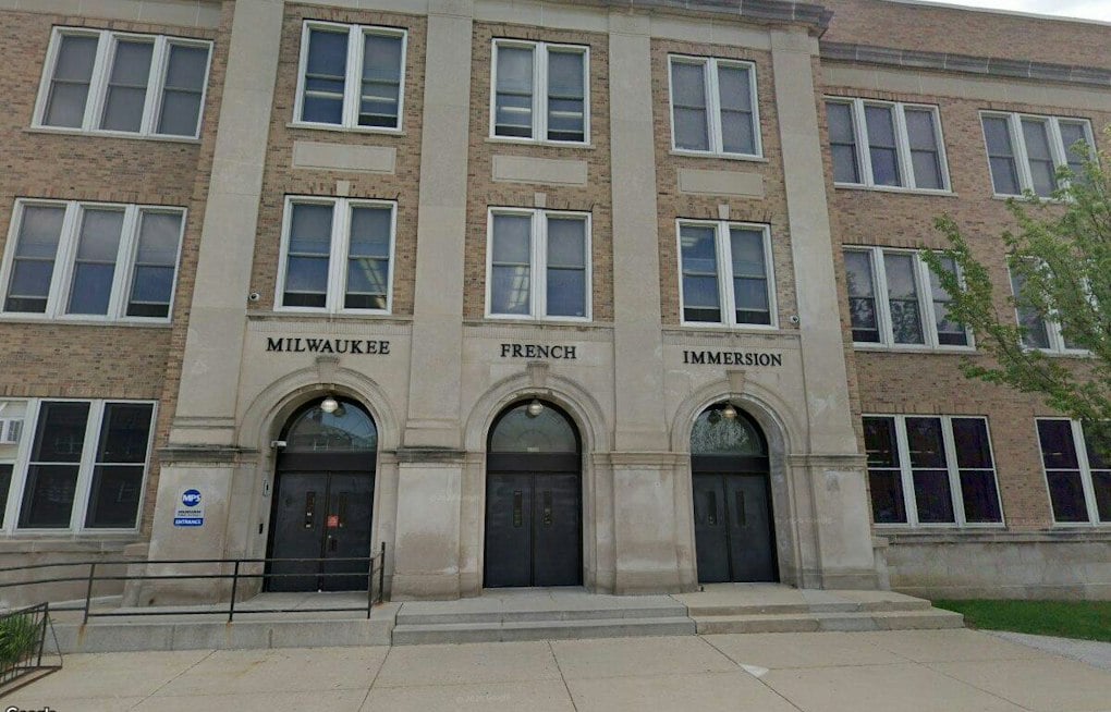 Milwaukee French Immersion Families Picket Over Possible Loss of Native-Speaking Teacher