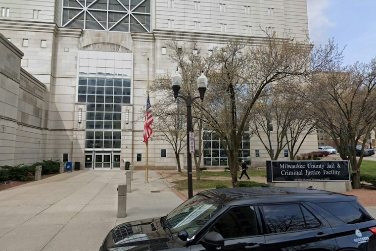 Milwaukee Man Accused of 164 Jail Messages Telling Victim to Kill Herself
