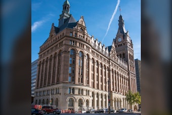 Milwaukee Plans $3.75M City Hall Square Plaza on North Market Street
