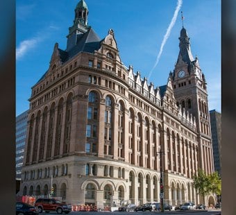 Milwaukee Plans $3.75M City Hall Square Plaza on North Market Street