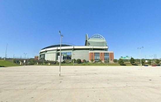 Milwaukee Preps for 400,000 Fans as Brewers Plan First-Ever Franchise Title Parade