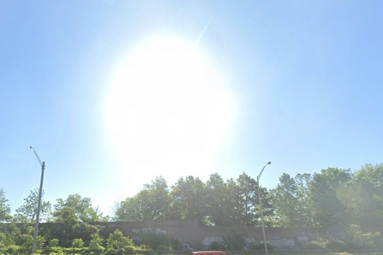 Minneapolis Basks in Final 70-Degree Hurrah Before Weekend Showers