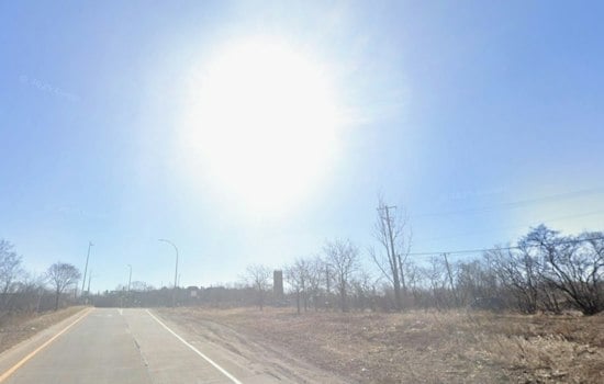 Minneapolis Sizzles At 81 Degrees Before Fall Blast Slams In