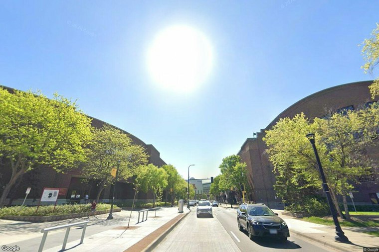 Minneapolis Sizzles To 80 Before Fall Chill Blows Back In