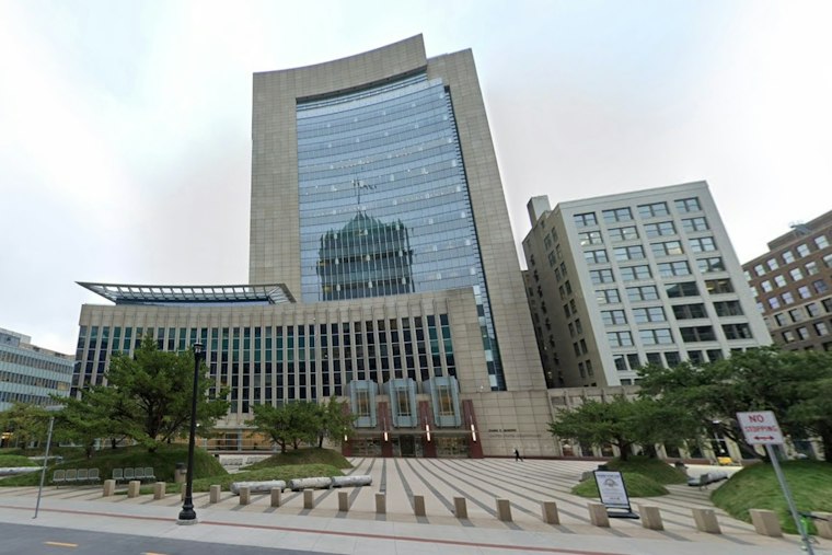 Minneapolis Violence Interrupter Acquitted in Federal Gun-Transfer Case; State Charges Remain