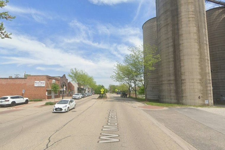 Minooka Weighs Saving Historic Grain Silos as $1.8M Demolition Looms
