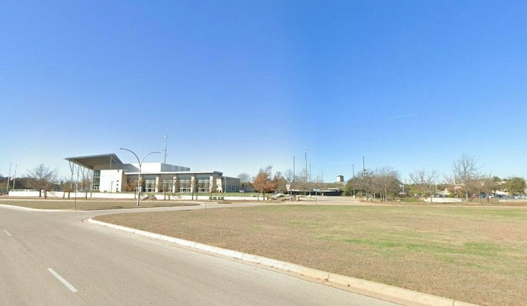 Unidentified 81-Year-Old Woman Lost at Park