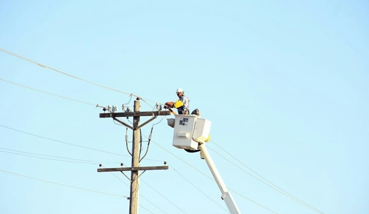 Molokaʻi Braces for Six-Day Blackout as Hawaiian Electric Hardens Grid