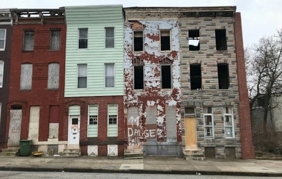 Moore Signs Orders to Fast-Track Maryland Housing, Targets Baltimore Vacants