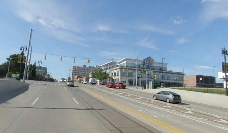 Motor City Mists Give Way to Sun-Kissed Fall Weekend
