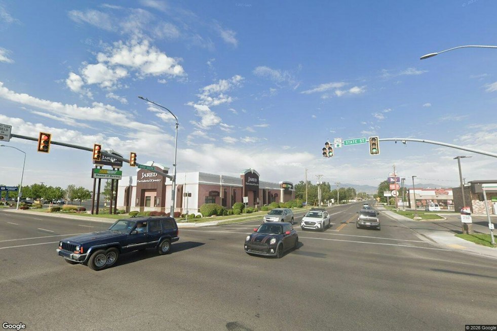Motorcyclist Dies After Colliding With Turning Truck At Busy Murray Intersection