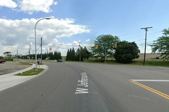 Motorcyclist Dies Fleeing Wyandotte Police, Chase Ends in Riverview Crash