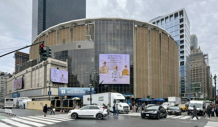 MSG's $36 Hot Dog Makes Rangers Fans Pay NHL's Priciest $96 Snack Bill