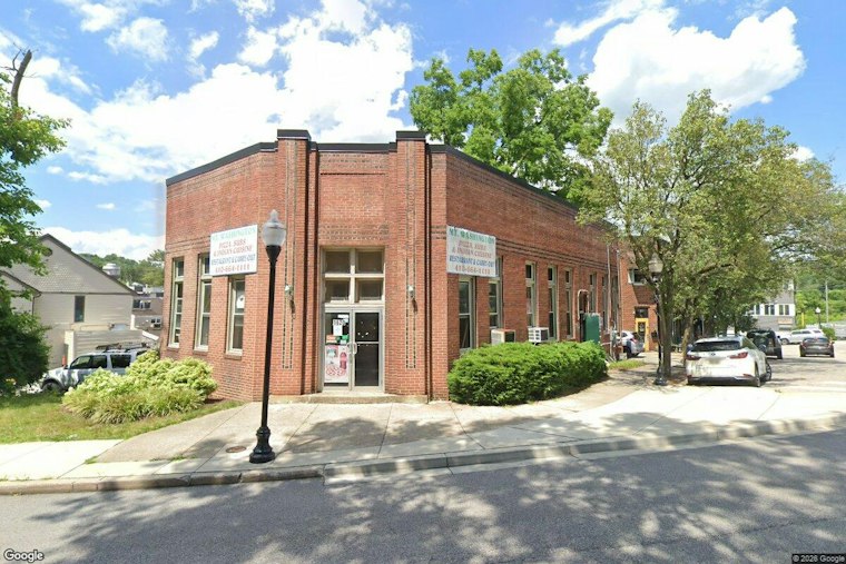 Mt. Washington Pizza Building Hits Market as Baltimore Retail Vacancies Climb
