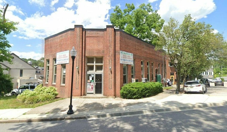 Mt. Washington Pizza Building Hits Market as Baltimore Retail Vacancies Climb