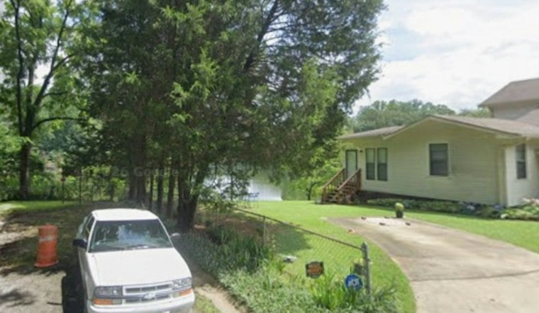 Mulga Mayor Demands Action as Gunfire Near Bayview Lake Hits Homes, Signs