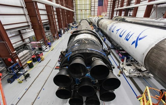 Musk Pledges SpaceX Shares to Every American Kid, But Legal Hurdles Loom