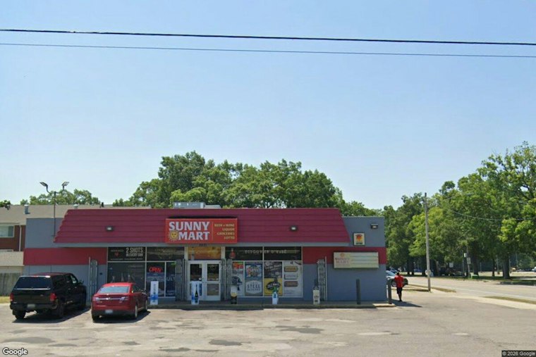 Muskegon's Sunny Mart Nearly Doubles in Size, Adds 6 Mobil Pumps by Winter