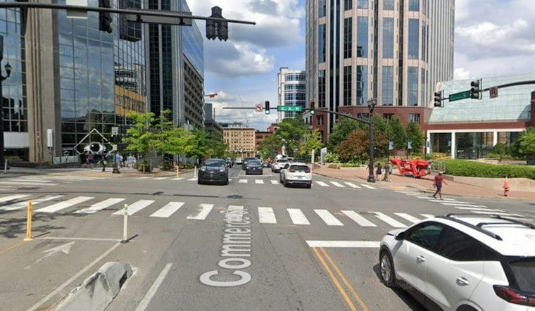 Naked Man Accused of Groping Good Samaritan, Cracking Car Windshield in Nashville