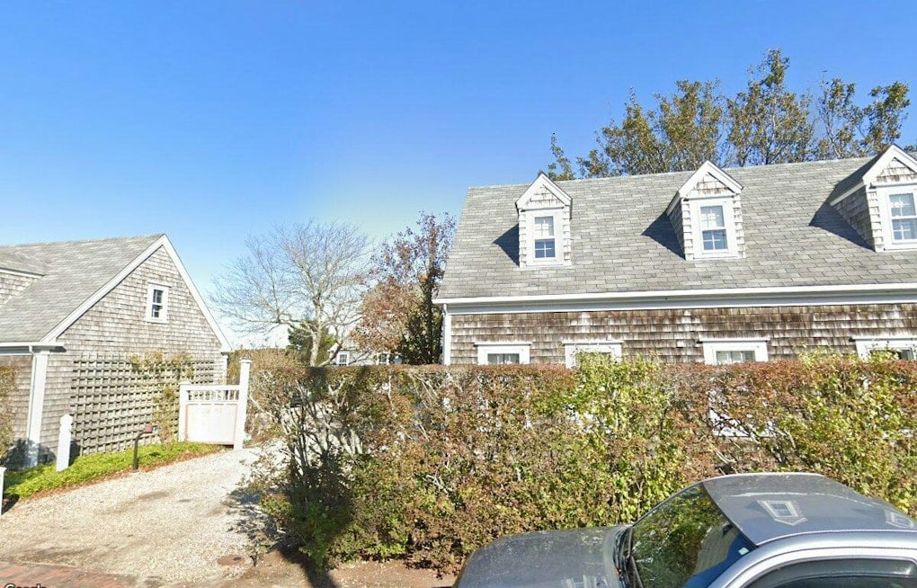 Nantucket Mansion With Secret Speakeasy Lists for $45 Million, Eyes State Record