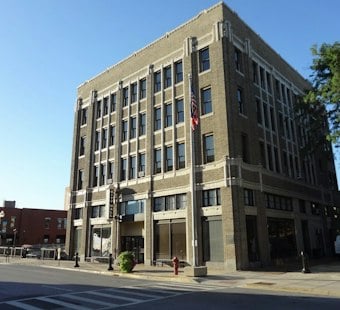 National Group Pumps Cash Into Aurora Push to Ditch Strong-Mayor Government