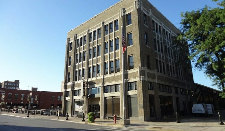 National Group Pumps Cash Into Aurora Push to Ditch Strong-Mayor Government