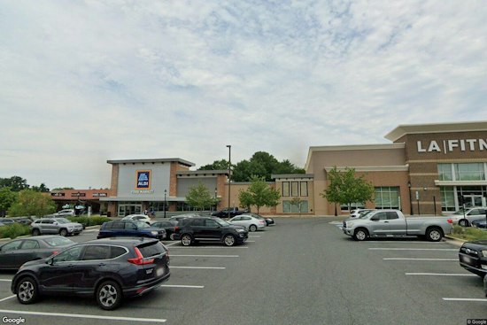 Naz's Halal Food Plants Flag at Silver Spring's Plaza Del Mercado, Its Seventh MoCo Shop
