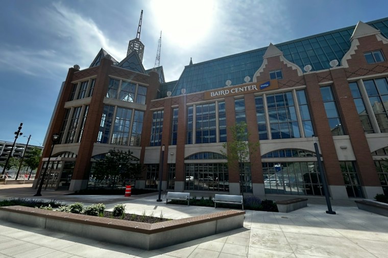 Nearly 1,000 Shoppers Line Up For Le Creuset's Final Factory-to-Table Stop In Milwaukee