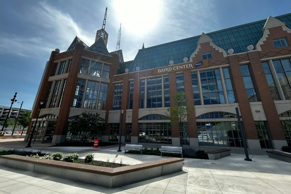 Nearly 1,000 Shoppers Line Up For Le Creuset's Final Factory-to-Table Stop In Milwaukee