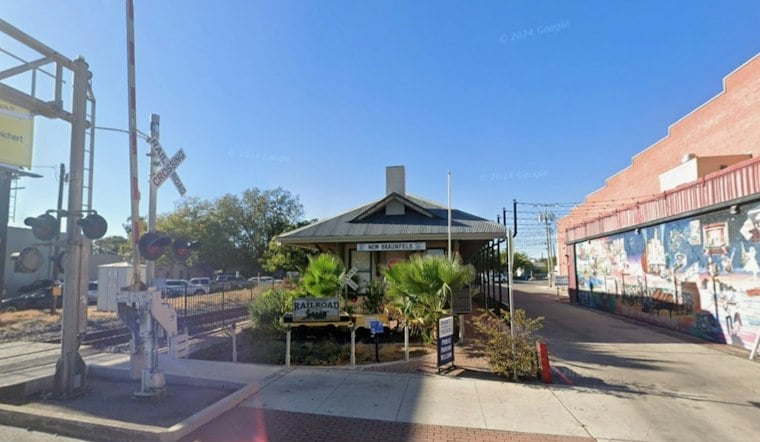 New Braunfels Railroad Museum Reopens 1922 Pullman Car as Rentable 1920s Parlor
