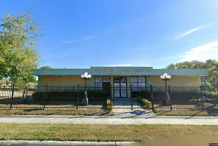 New Cigar and Coffee Lounge Roosters Fires Up West Tampa With Burritos, Humidors