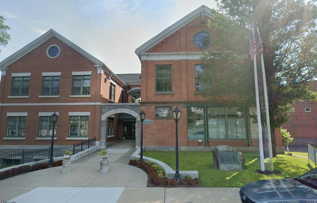 New Hartford GOP Drops Senate Candidate Over School Fall Lawsuit