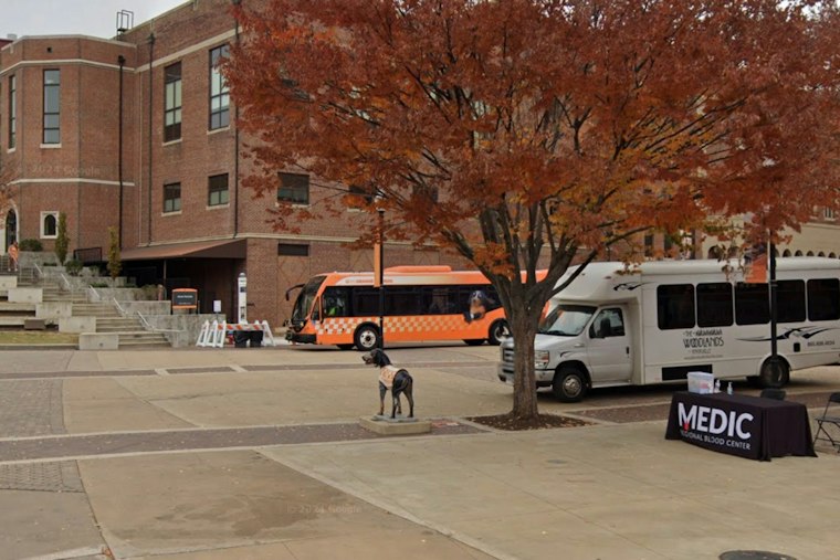 New Jersey Visitor Charged After Kicking Head Off UT's Smokey I Statue