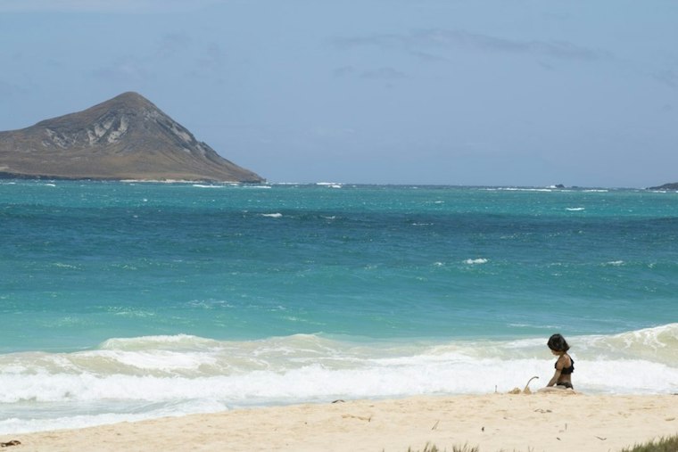 New Kāneʻohe Event Asks Guests to Turn In Phones for a Half-Day Pause