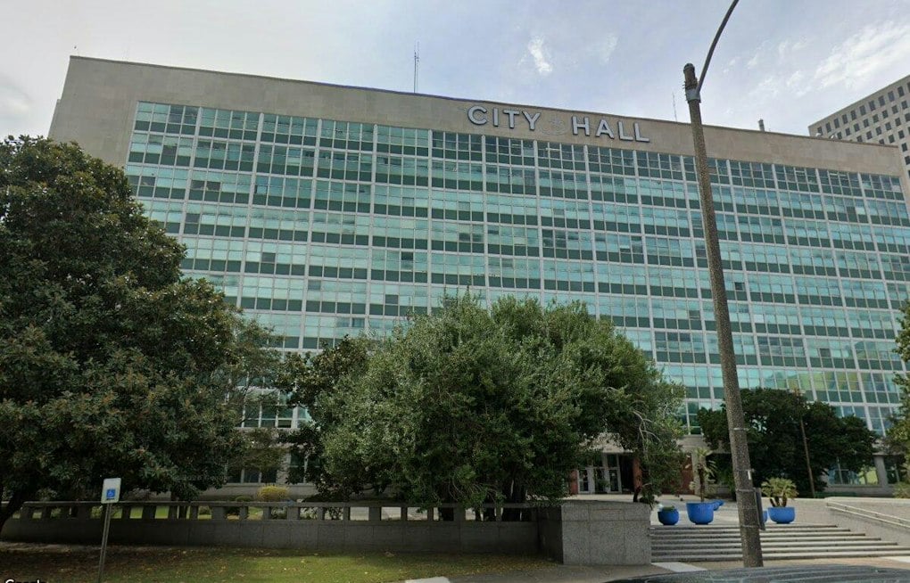 New Orleans Could Save $13M by Ditching Dumping Contractor, Watchdog Finds
