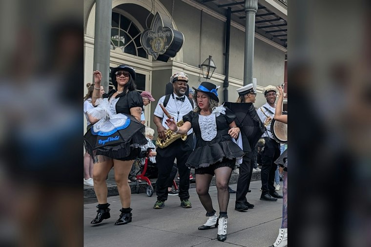 New Orleans Thriller Flash Mob Hits 15 Years, Saturday Workshops Run Through Oct. 31