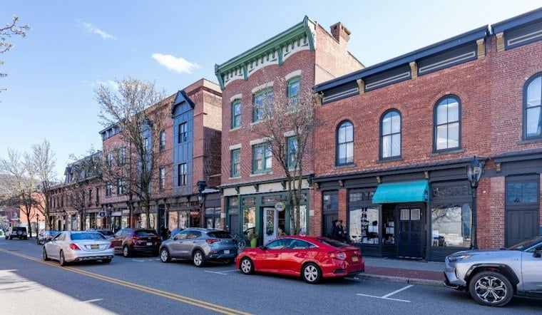 New Paltz Salad Shop Butterhead Closes After 19 Months, Beacon Store Survives