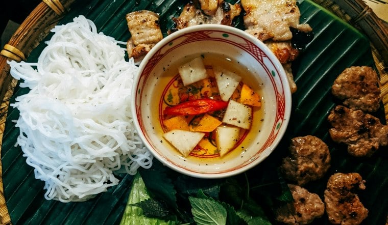 New Vietnamese Kitchen Replaces Mochinut Near Sacramento's Capitol Complex