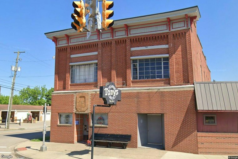 Newark Bar Shooting Leaves Zanesville Man, 25, Fighting for Life