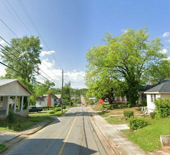 Newnan Toddler Hit by Car After Wandering From Yard Onto Pinson Street