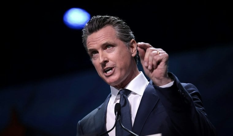 Newsom Vetoes Smart Glasses Spy Bill as Meta Device Sales Top 7 Million