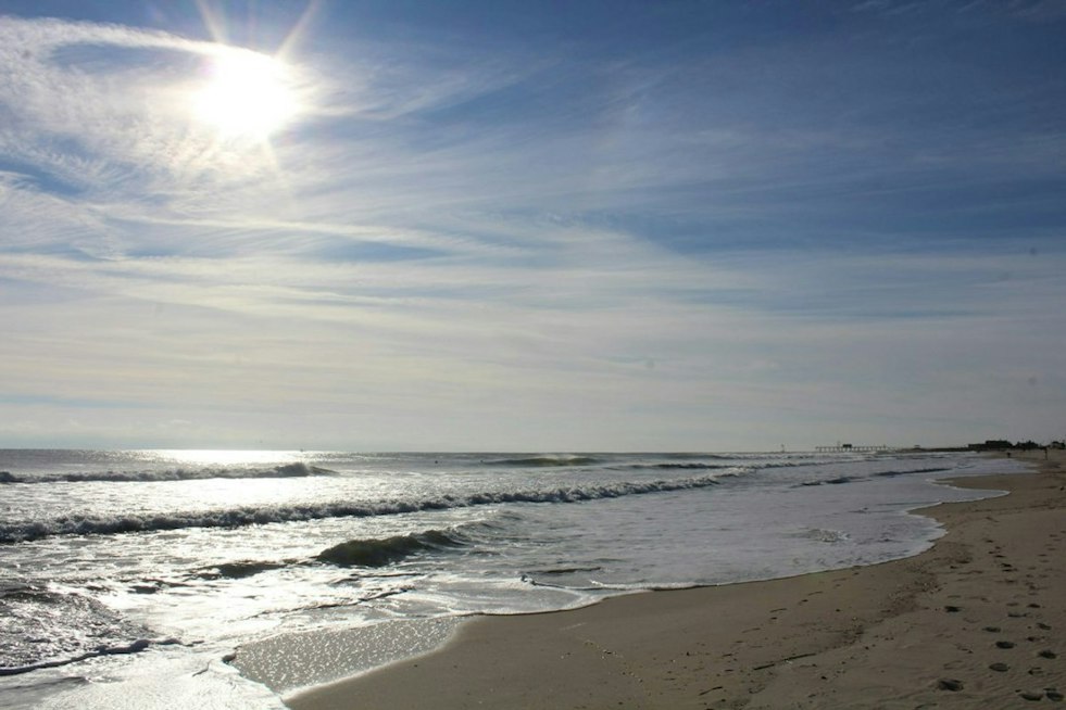 NJ Beach Note Written by 9-Year-Old in 1973 Finally Reaches Her Sister, 53 Years Later
