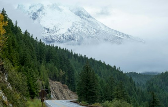 North Cascades 'Larch Madness' Crowds Jam Highway 20, Trigger Towing Threats