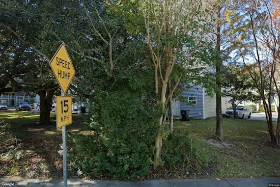 North Charleston Man, 29, Hid Gun Under Bed as Police Closed In, Woman Says