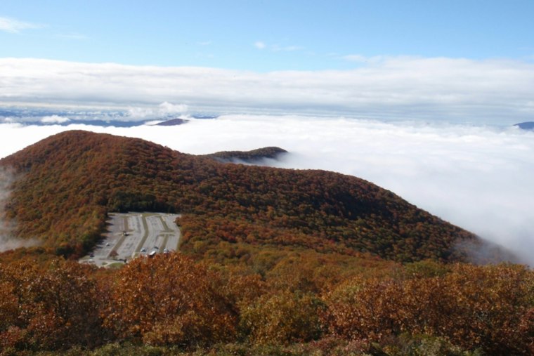 North Georgia's Fall Leaf Season Kicks Off With a Mountain-to-Valley Color Rush