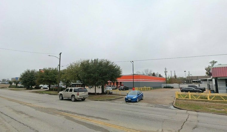 North Houston Fast-Food Robber Fled Empty-Handed After Register Jammed