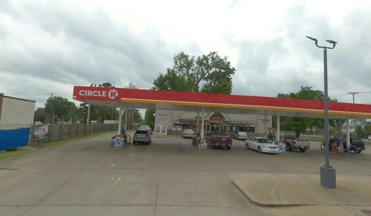 North Little Rock Man Dies in Broadway Street Crash, Driver Held for Questioning