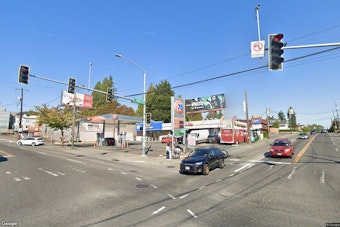 North Seattle Crash Knocks Down Power Pole, Driver Arrested for DUI