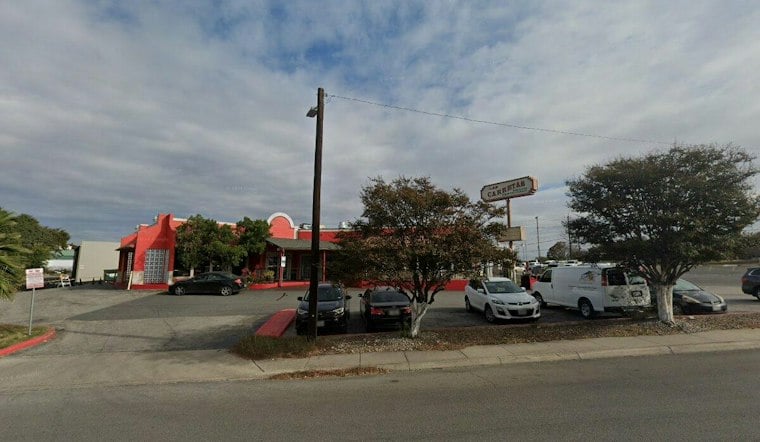 Northeast San Antonio Favorite Las Carretas Teases Comeback With New Sign